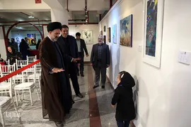 بازدید حجت الاسلام والمسلمین سید رمضان موسوی مقدم، قائم مقام رئیس سازمان صداوسیما از نمایشگاه آثار برگزیده جشنواره ملی و هنری «همام»