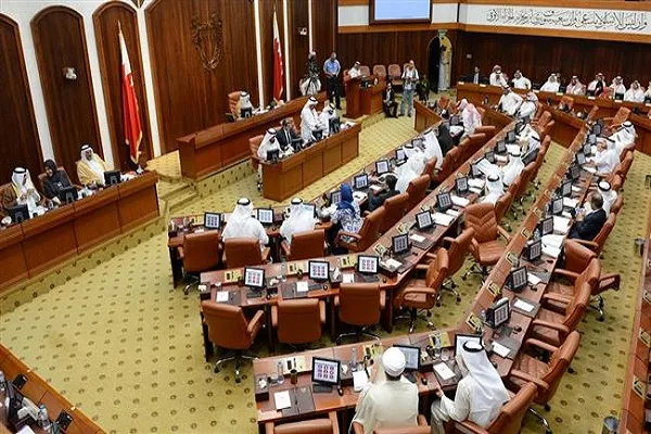 Members of Dissolved Parties Barred from Elections in Bahrain  
