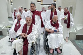 کاروان ویژه جانبازان احرام بستند و عازم بیت الله الحرام شدند