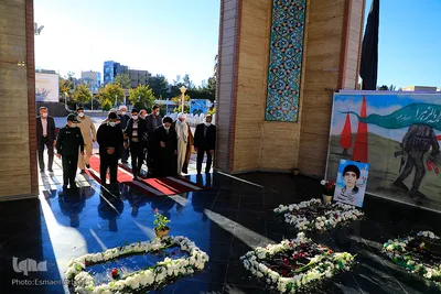 دیدار مسئولان ارشد خراسان‌جنوبی با خانواده شهید نقدی پور