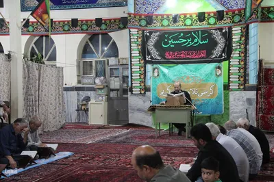 محفل انس با قرآن و گرامیداشت شهدای اقتدار در ملایر