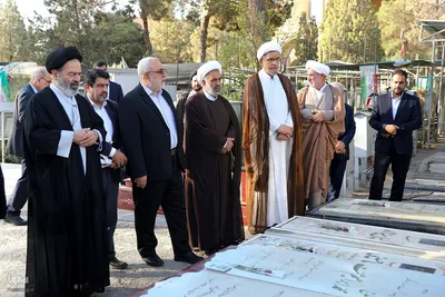 ادای احترام مسئولان حج و زیارت به شهدای منا و مکه