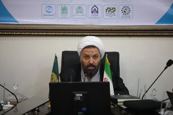 علوم انسانی اسلامی حیات خود را وابسته به نقد می‌داند
