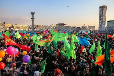 Teheraner feiern Geburtstag von Fatima Zahra (s.a.)