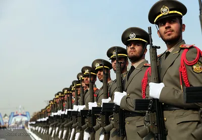 مراسم دانش‌آموختگی دانشجویان دانشگاه‌های افسری ارتش