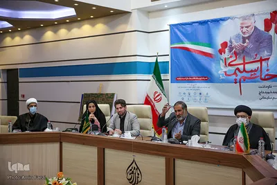 برگزاری عصر شعر «خاتم سلیمانی» یادمان سردار شهید سلیمانی در شیراز