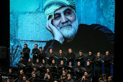 اجرای ارکستر سمفونیک «ایرانمرد» به یاد شهید حاج قاسم سلیمانی