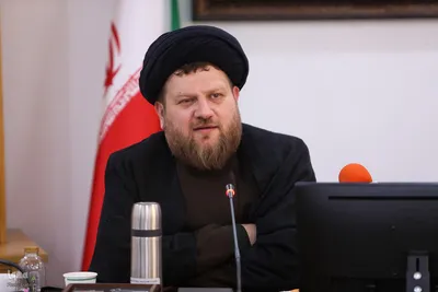 جلسه بررسی نقش جهاددانشگاهی به عنوان حلقه میانی بین دانشگاه، صنعت و جامعه