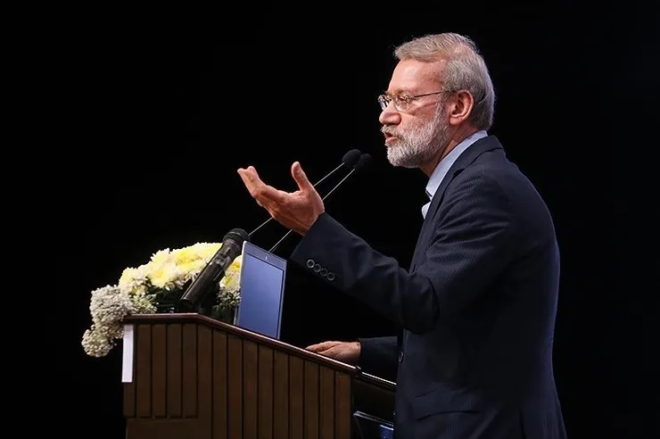 سفرا «چریک‌های کت‌وشلواری» هستند