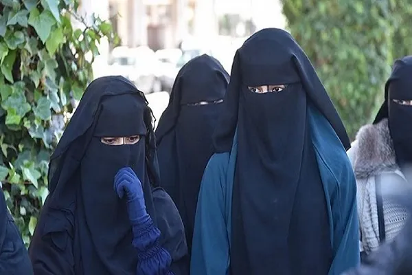 İsviçre'de burka yasağı genişliyor
