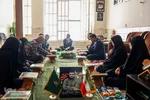 محافل انس با کلام الله مجید در منزل خانواده‌های شهدای حرم مطهر شاهچراغ(ع)