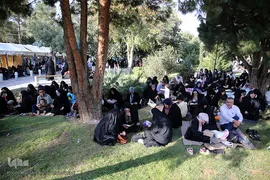 دعای عرفه در بهشت زهرا (س) تهران