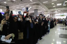 استقبال از خدام حرم مطهر امام رضا علیه السلام در فرودگاه بین‌المللی شهید سپهبد قاسم سلیمانی اهواز