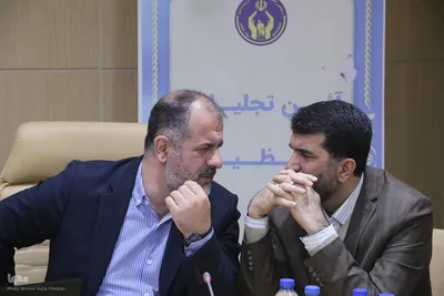 مراسم تقدیر از حافظان و قرآن پژوهان تحت پوشش کمیته امداد امام خمینی (ره) فارس