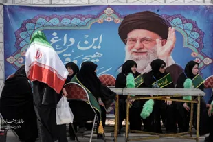 تدارک خدمات ویژه زائران آیین وداع با رهبر شهید انقلاب در بهشت زهرا(س)