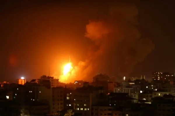 İsrail, Filistin’de bir evi bombaladı