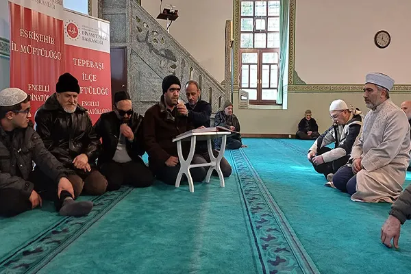 Eskişehir'de engelli bireyler camide buluştu