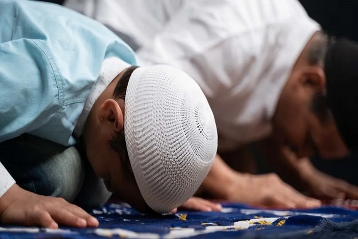 Salah Is Key to Acceptance of All Acts of Worship