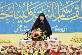 کرسی تلاوت بانوان در آستان عبدالعظیم(ع)