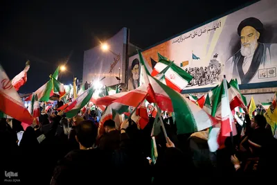 مراسم آیینی «پرچمداران ایران» به مناسبت روز جمهوری اسلامی ایران