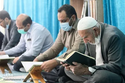 کرسی تلاوت قرآن در دانشگاه علوم پزشکی اهواز