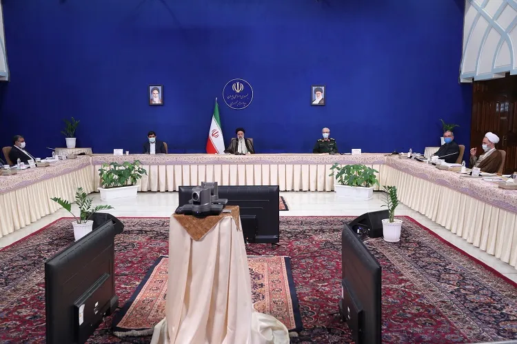 واکسیناسیون عمومی باید تا رسیدن به شرایط اطمینان‌بخش ادامه یابد