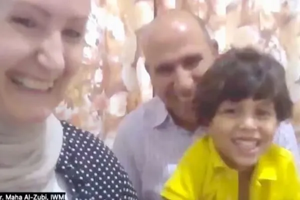 As políticas de adoção do Canadá impedem que as famílias levem seus filhos para casa
