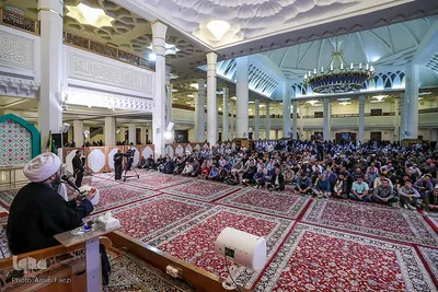 مراسم سوگواری شب شهادت امام صادق(ع) در حرم شاهچراغ