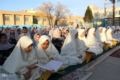 جشن تکریم روزه اولی‌ها در شاهدیه یزد