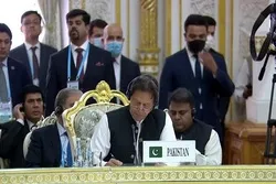 افغان طالبان کو اپنے وعدے پورے کرنے چاہئیں، وزیراعظم