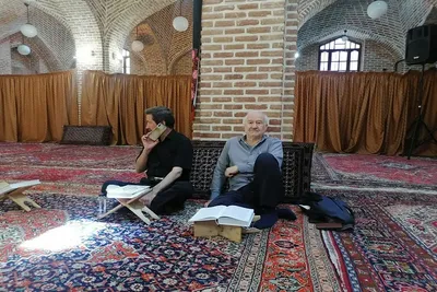 کرسی تلاوت مسجد استاد شاگرد تبریز