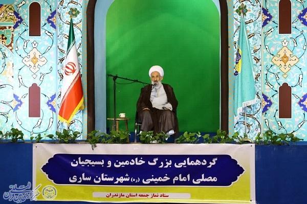 گردهمایی بزرگ خادمان و بسیجیان مصلی امام خمینی (ره) شهرستان ساری