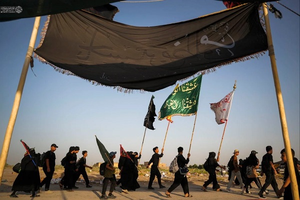 Fotos | Arba'in-Pilger auf dem Weg nach Karbala al-Muʿallā