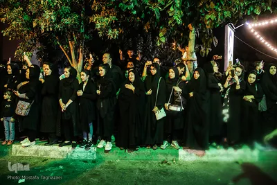 آیین مشعل گردانی در دولت آباد