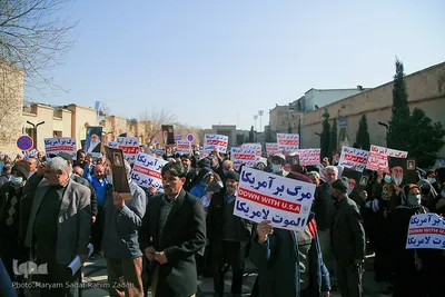 خروش انقلابی مردم ولایتمدار استان فارس در محکومیت نشریه فرانسوی