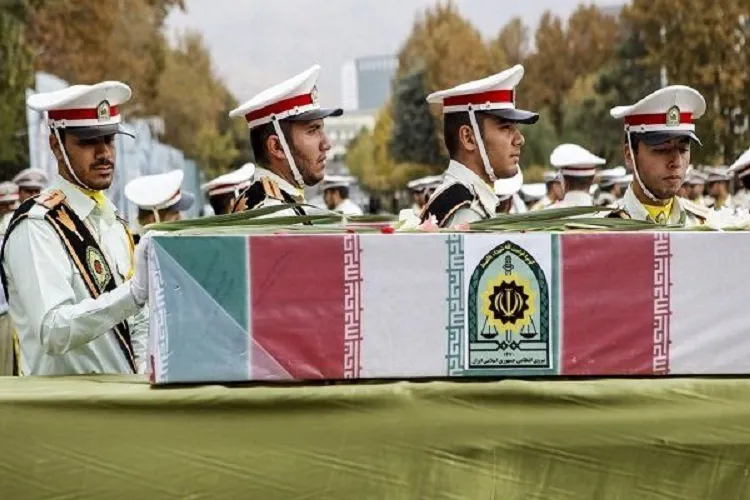 تشییع پیکر مطهر سرگرد خلبان شهید «علی عیدی» در کرمانشاه
