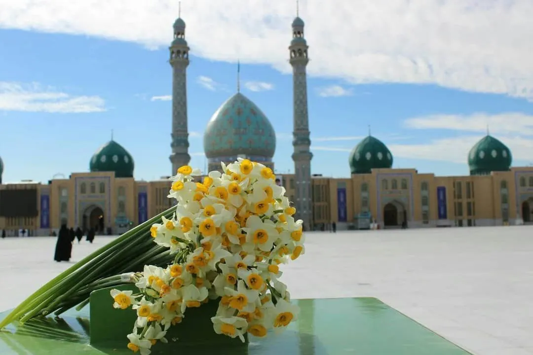 سلام خدا بر حجت ناپنهان الاهی