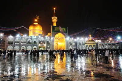 حال و هوای حرم مطهر رضوی در شب میلاد حضرت رسول اکرم(ص) و امام جعفر صادق(ع)