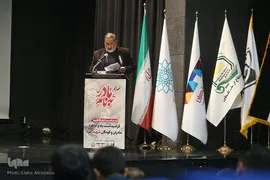 عصر شعر «به‌نام مادر»