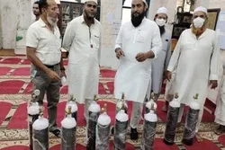 মুম্বাইয়ে মসজিদ থেকে করোনা রোগীদের বিনা মূল্যে অক্সিজেন সরবরাহ করা হচ্ছে
