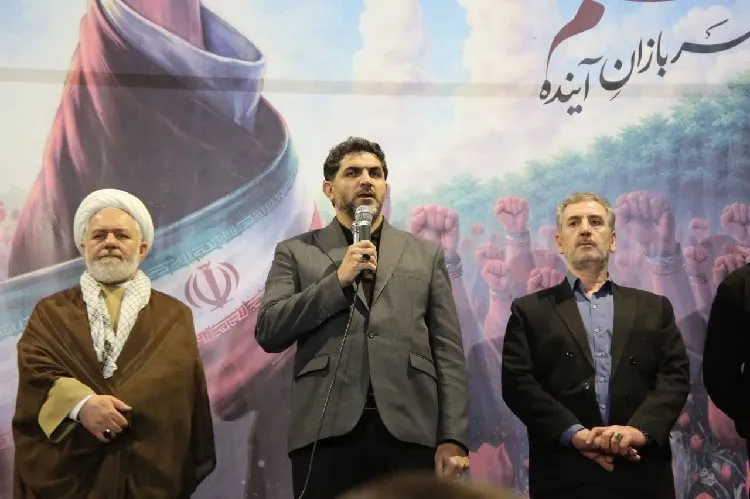 تصورات مادی‌گرای دشمن در تضاد با ایدئولوژیک ایران اسلامی بود