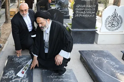 ادای احترام مسئولان حج و زیارت به شهدای منا و مکه