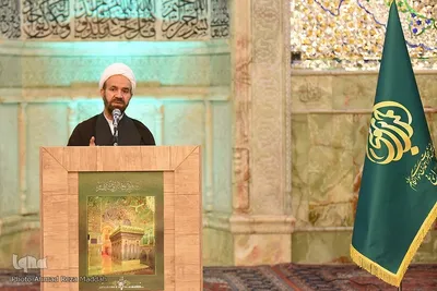 دیدار جامعه قرآنی فارس با نماینده ولی فقیه در استان