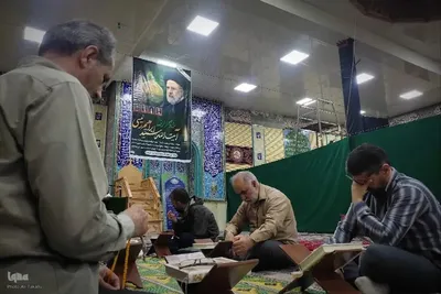 کرسی تلاوت قرآن به مناسبت هفتمین روزشهادت شهیدان خدمت در ملایر‎