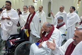کاروان ویژه جانبازان احرام بستند و عازم بیت الله الحرام شدند