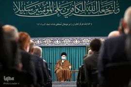دیدار سفیران و مسئولان وزارت امور خارجه با رهبر انقلاب