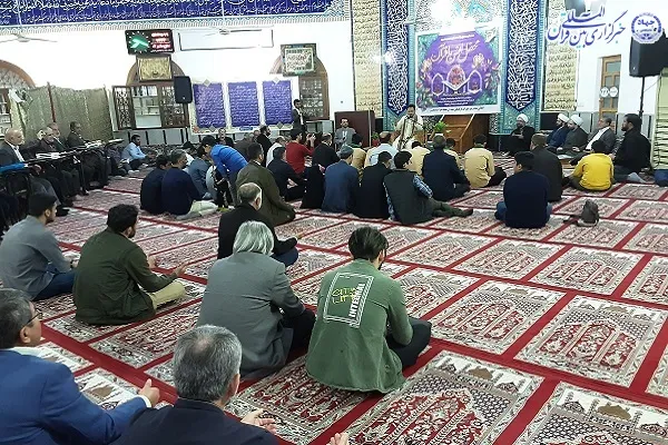 محفل شبی با قرآن کریم در بابلسر