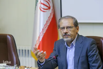 خسرو باقری، استاد فلسفه تعلیم و تربیت دانشگاه تهران در نشست تربیت اعتقادی و چالش های معاصر