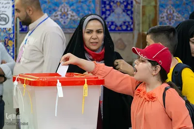 حماسه حضور اصفهانی‌ها در مسجد نورباران