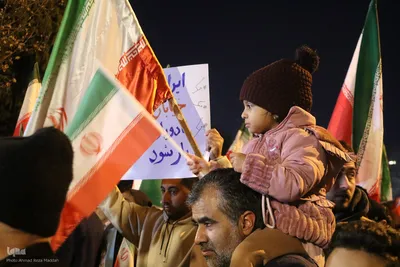 تجمع دانشجویان دانشگاه شیراز در حمایت از ایران مقتدر